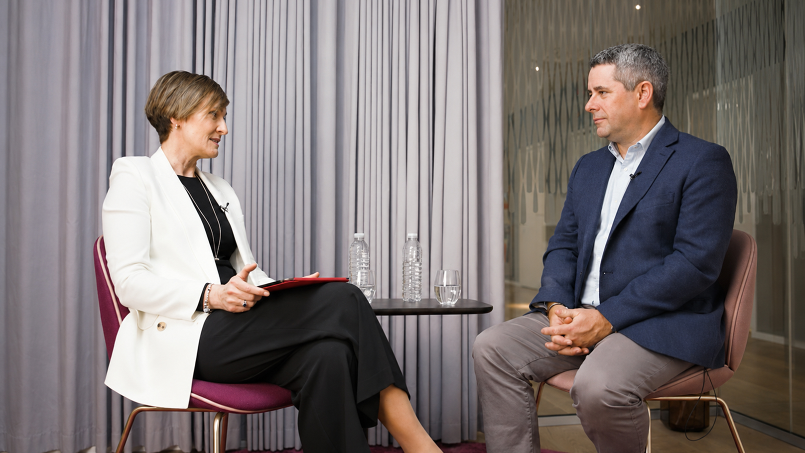 Publicis Sapient's Helen Merriott sits opposite Pandora's David Walmsley, Chief Digital & Technology Officer, in an interview style.