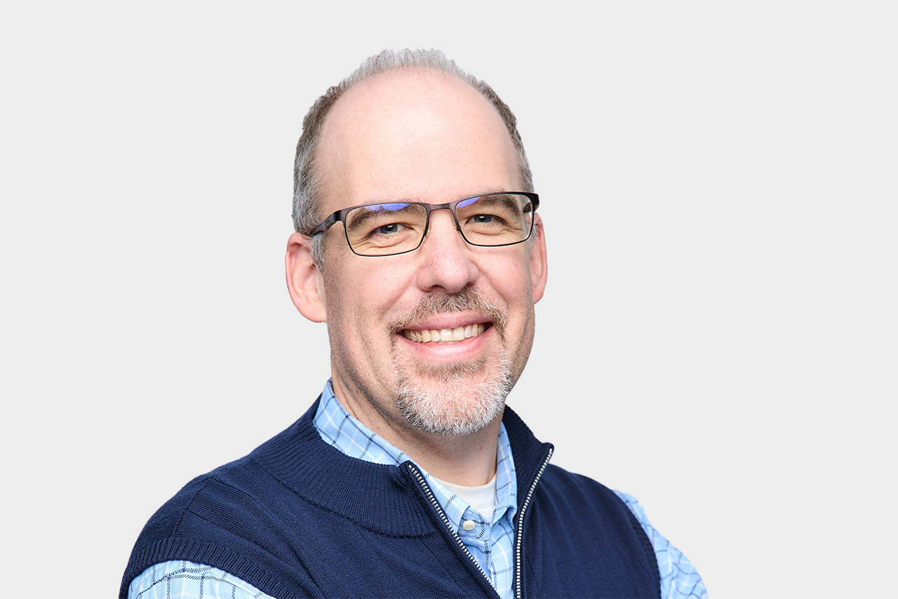 Headshot of Greg Ludein