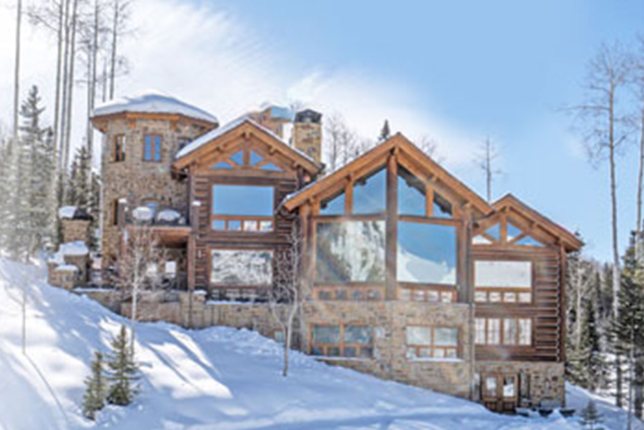 note that this is a decorative image and the Alt-Tag will be blank